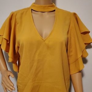 🍁🍁GB yellow ruffle sleeve blouse.🍁🍁